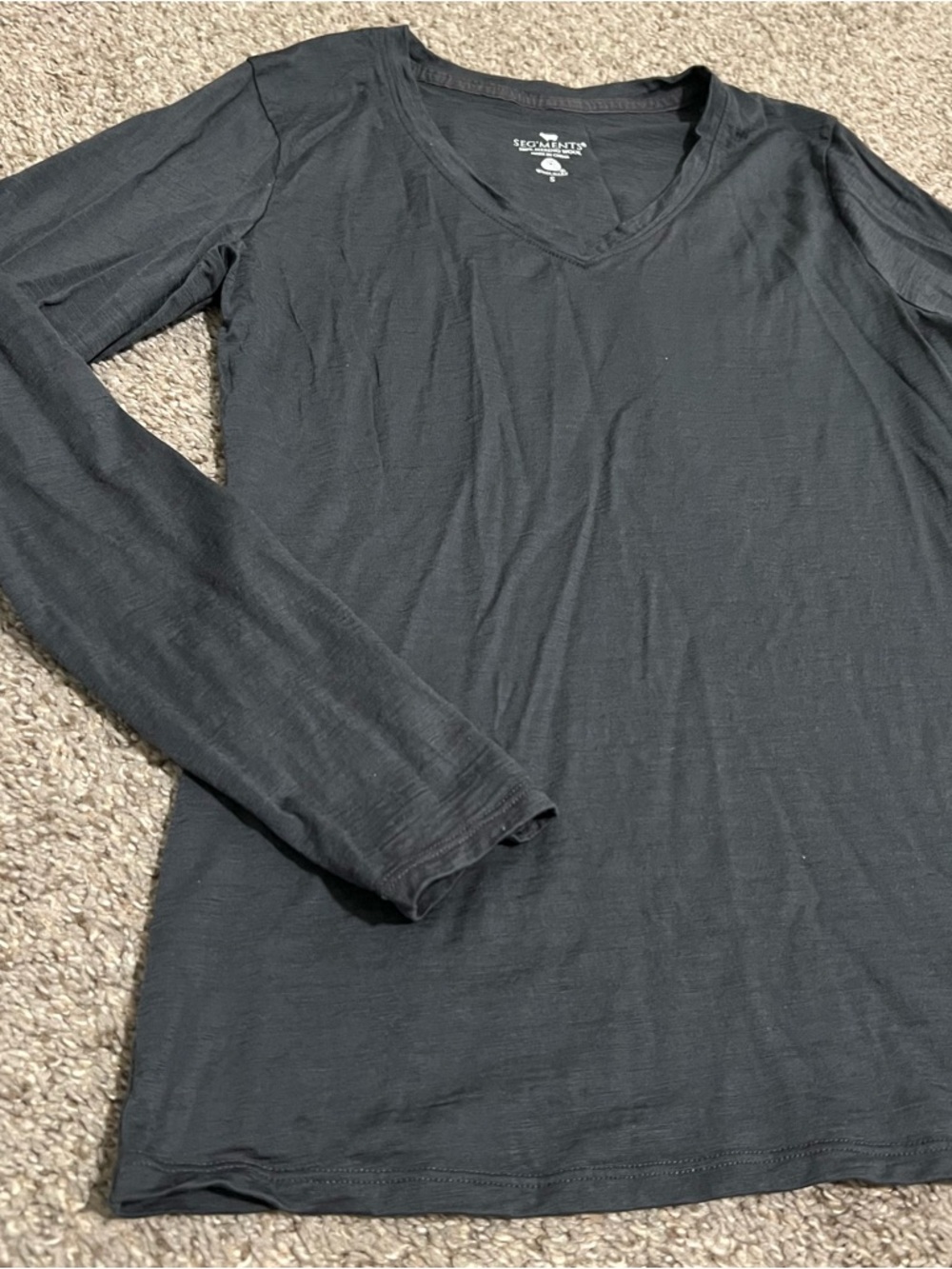 Seg’Ments Women's Gray 100% Merino Wool V-Neck Long Sleeve Tee Size Small - Picture 2 of 9